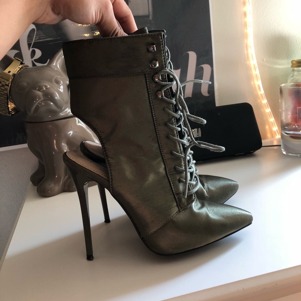 Brand new worn once